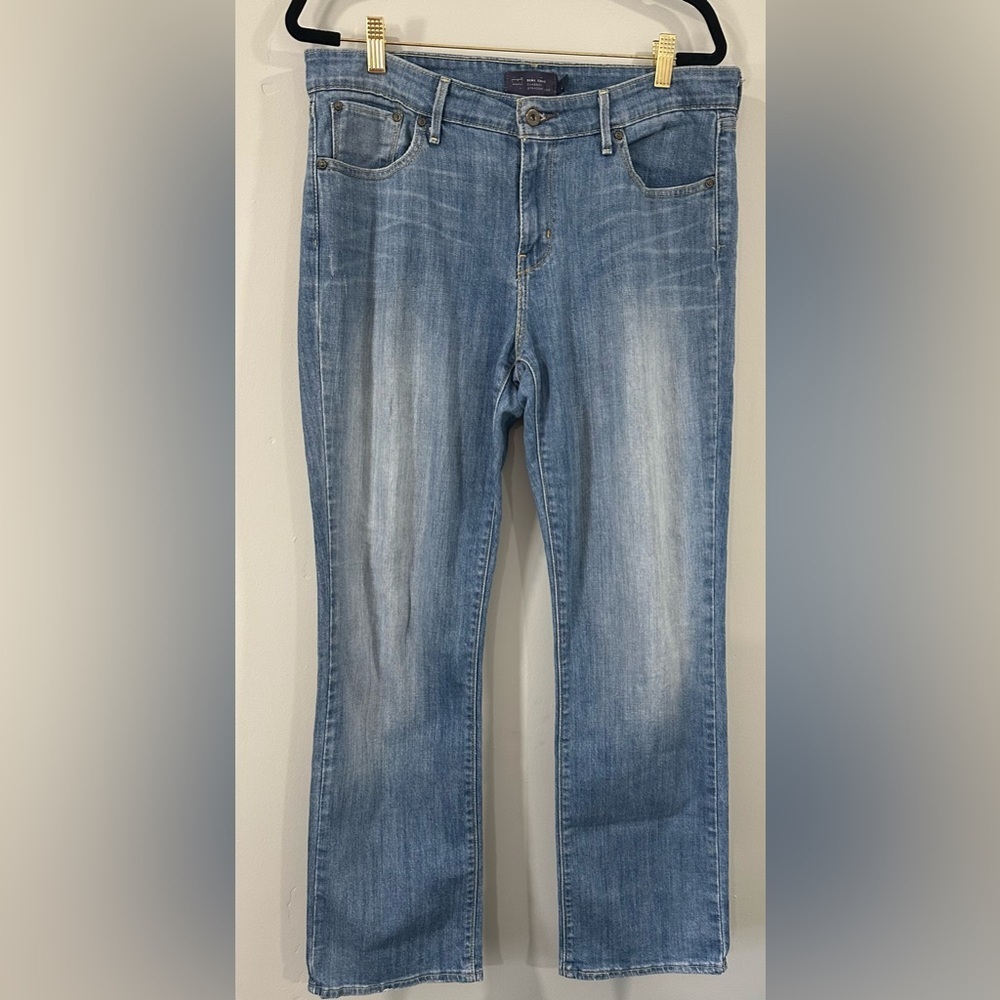 Levi's Women's Blue Jeans size 14 Demi curve classic straight leg